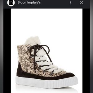 AQUA
HIGH TOP WOMENS FAUX FUR LACE-UP CASUAL AND FASHION SNEAKERS.